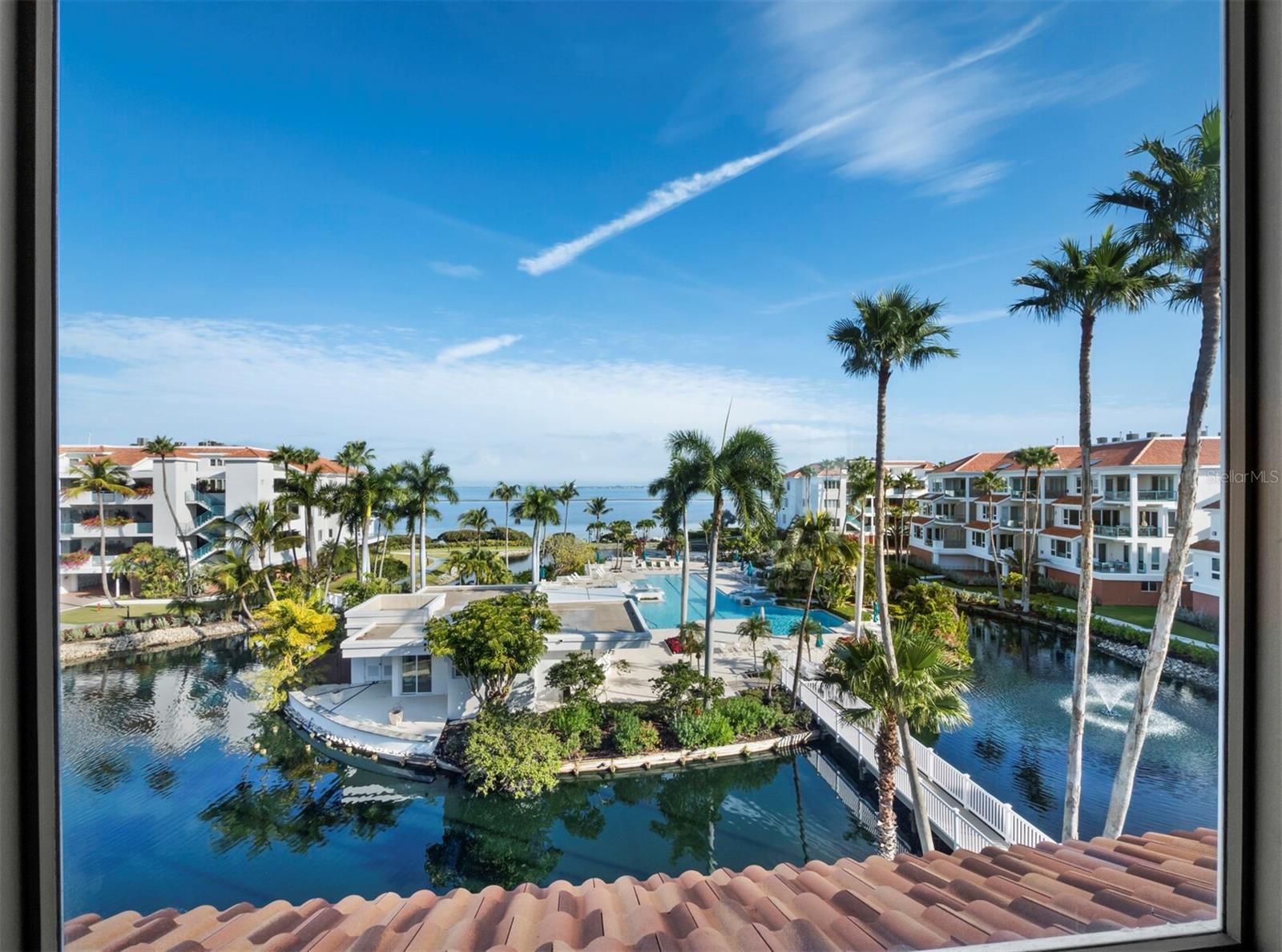 Image 8 of 59 For 360 Gulf Of Mexico Drive 333