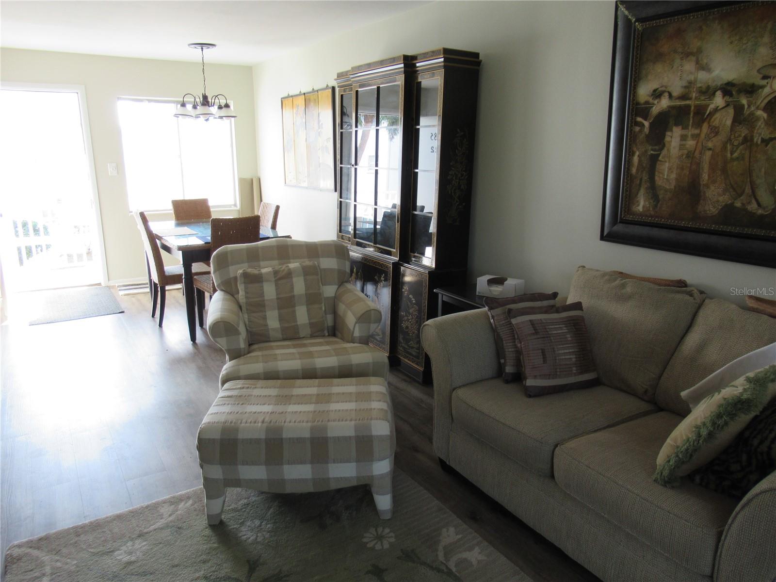 Image 5 of 19 For 1585 Leisure Drive M22