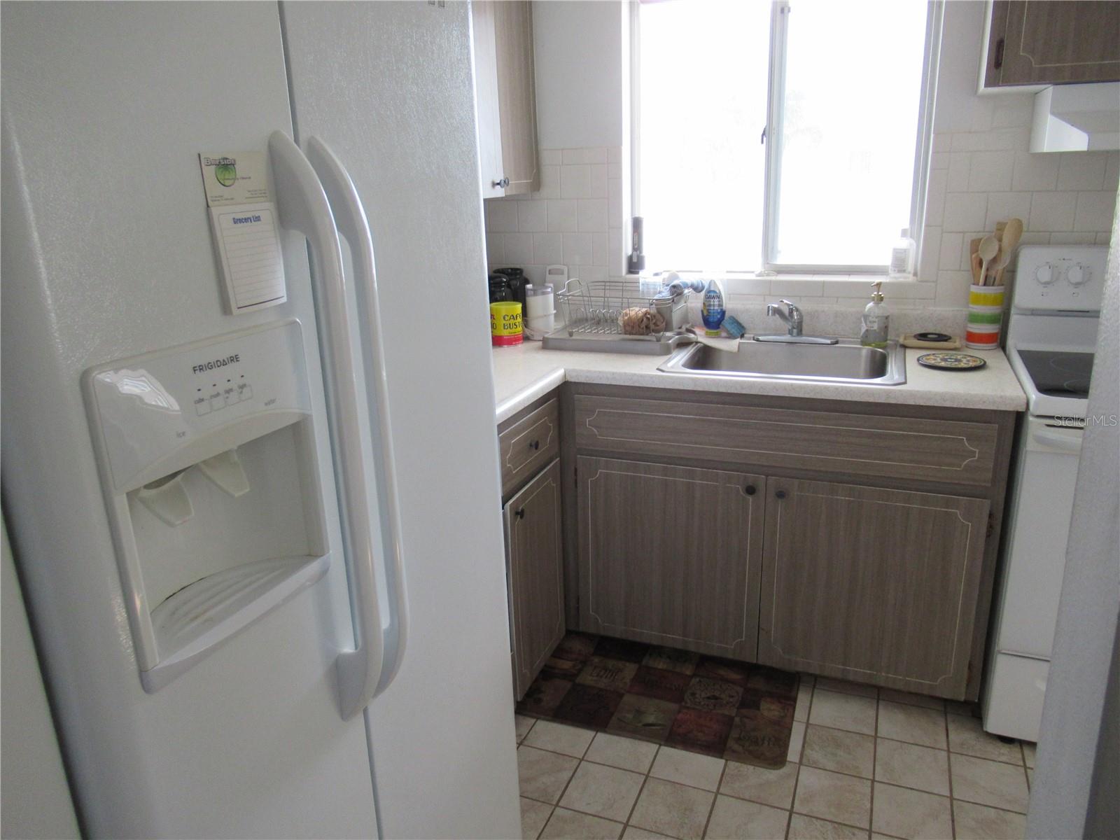 Image 9 of 19 For 1585 Leisure Drive M22