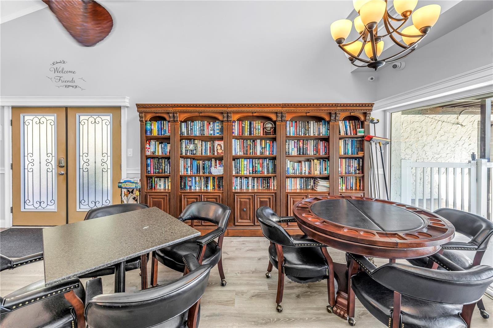 Image 31 of 40 For 3269 Beneva Road 102