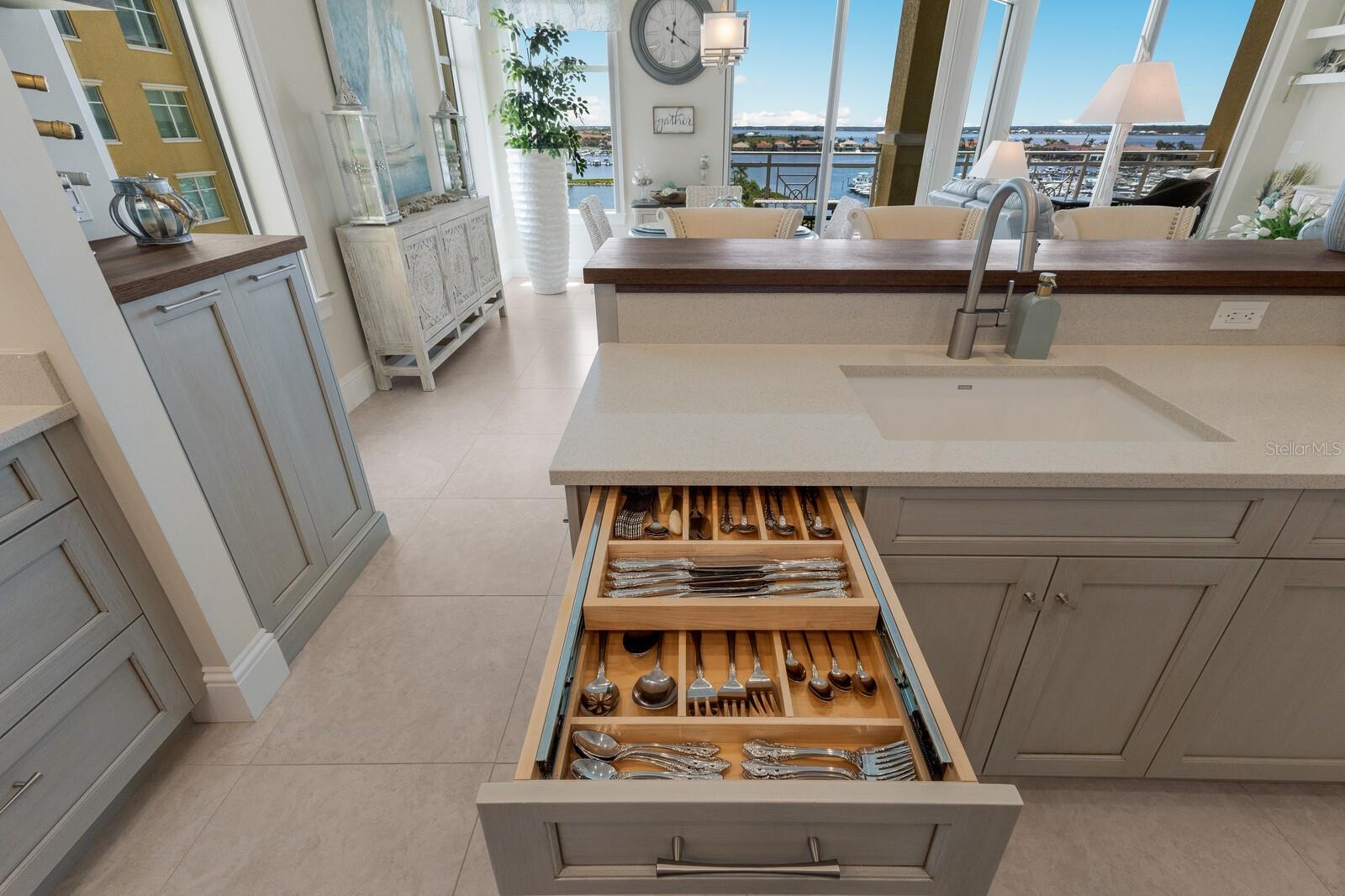 Image 40 of 65 For 130 Riviera Dunes Way 601