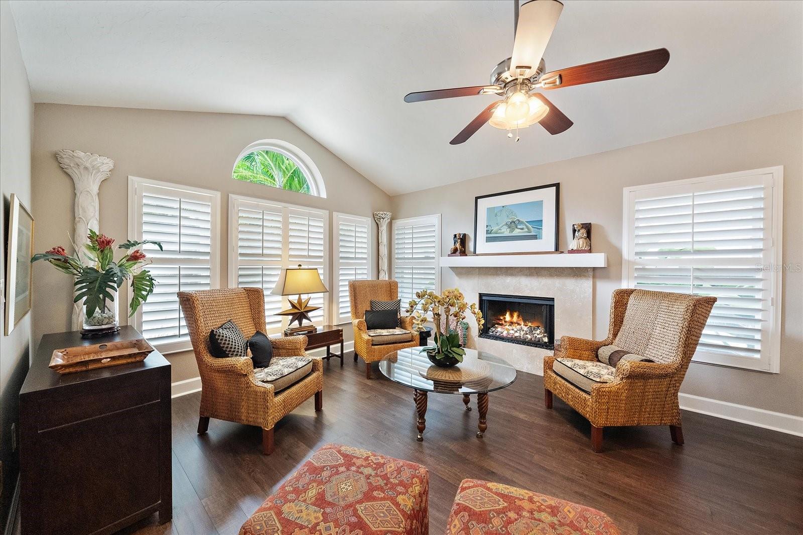 Image 6 of 50 For 1713 Fiesta Drive