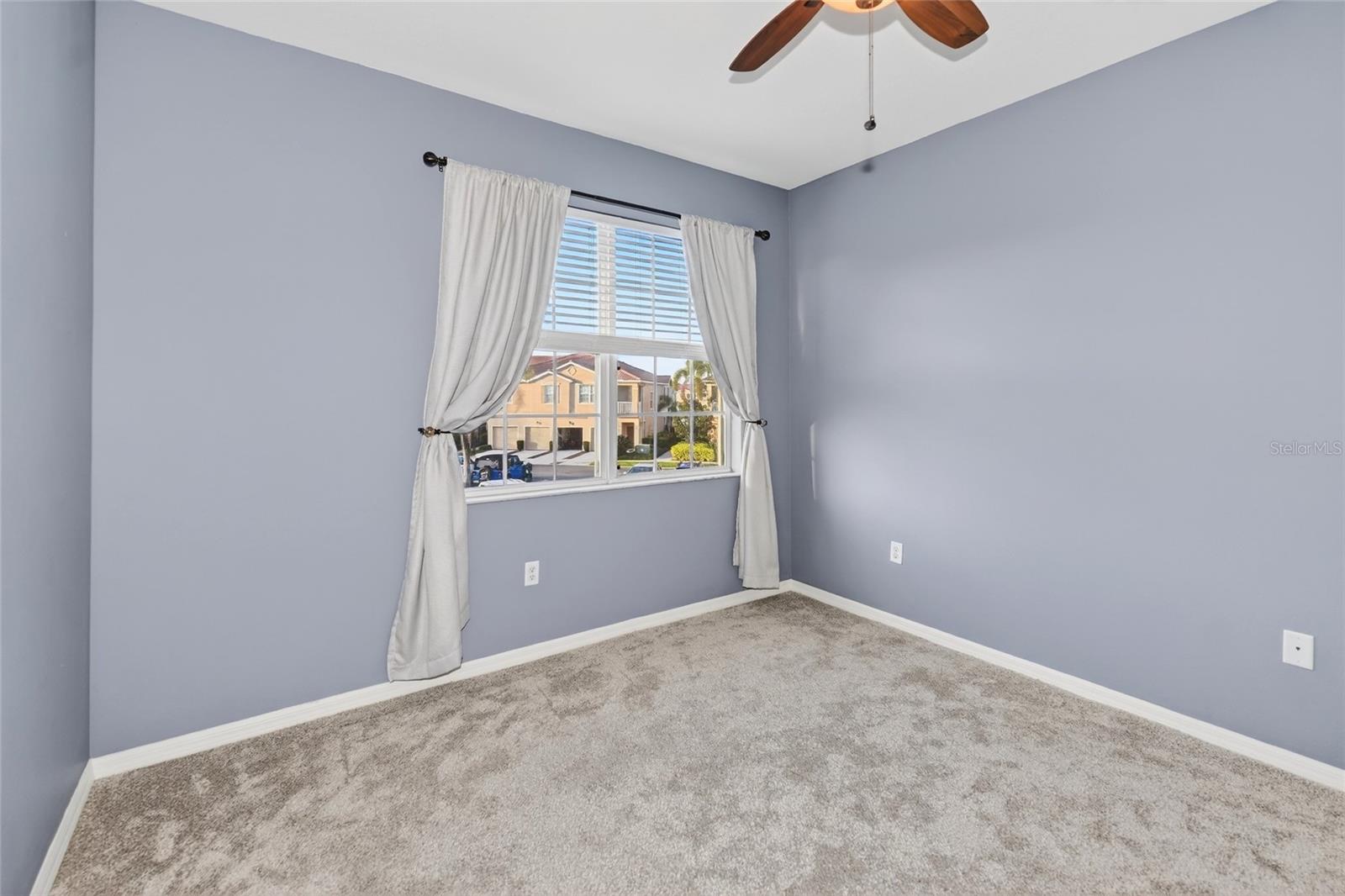 Image 13 of 27 For 3685 Parkridge Circle 8-203