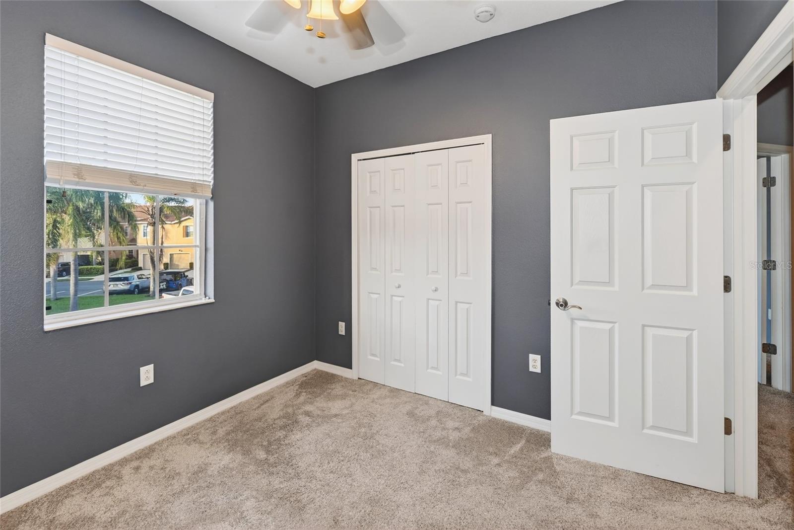 Image 18 of 27 For 3685 Parkridge Circle 8-203