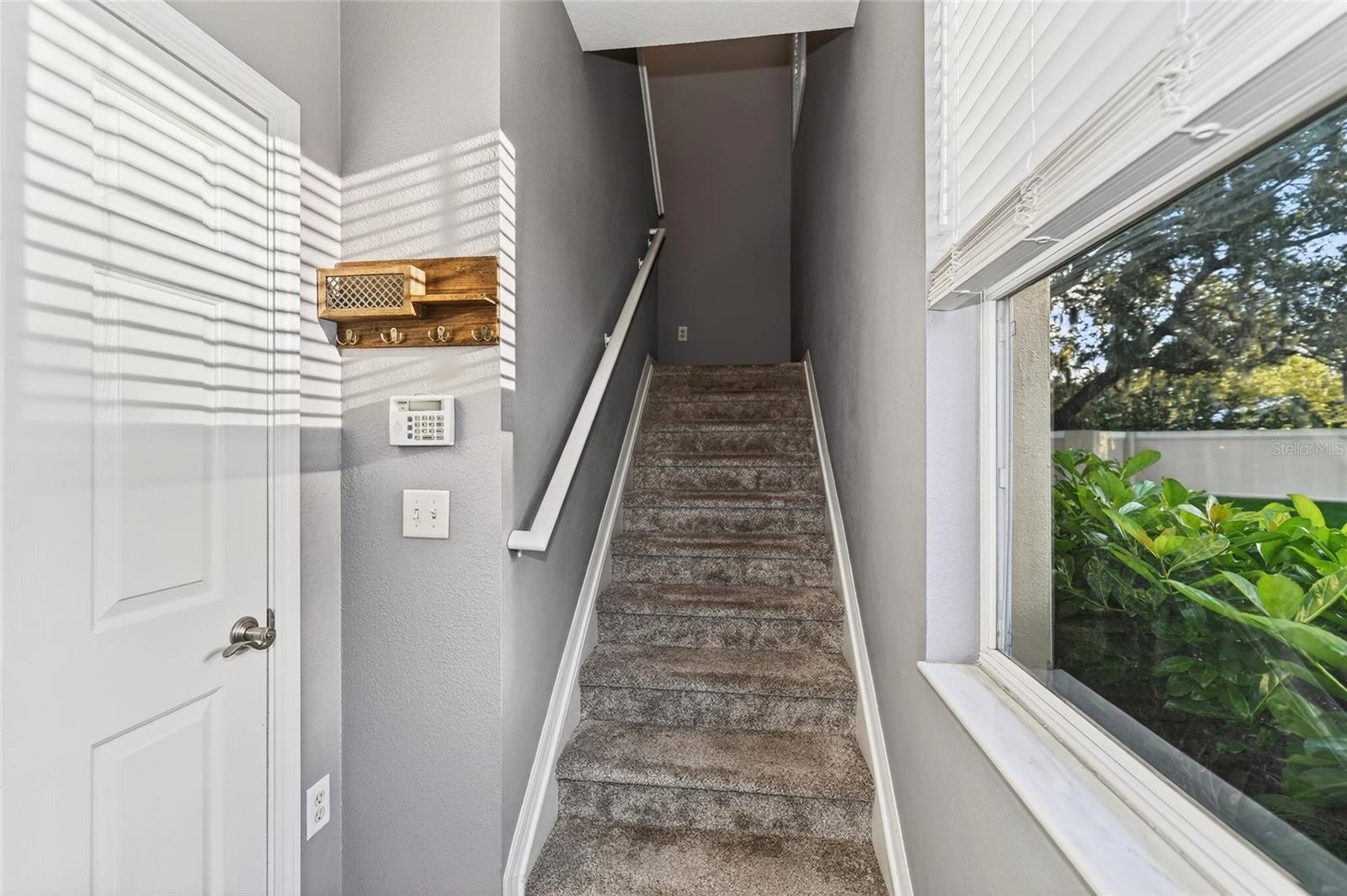 Image 2 of 27 For 3685 Parkridge Circle 8-203