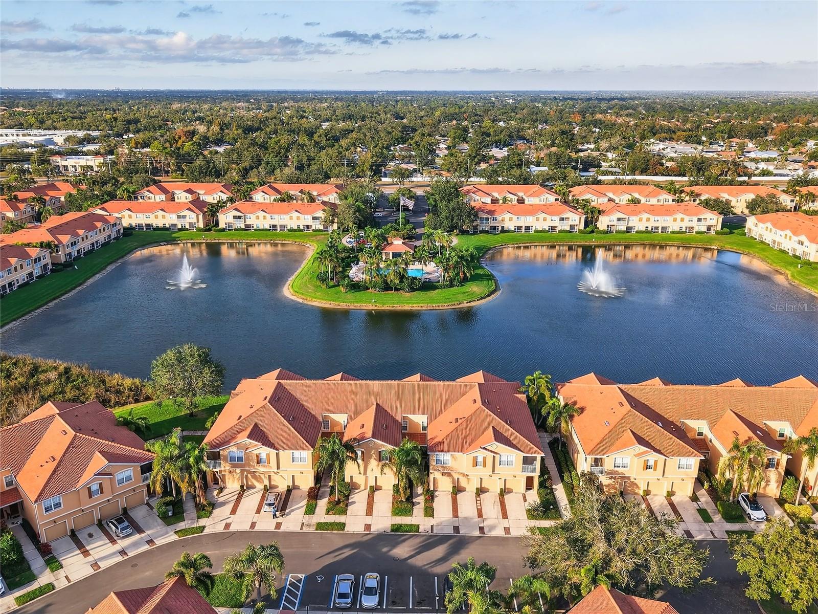 Image 24 of 27 For 3685 Parkridge Circle 8-203