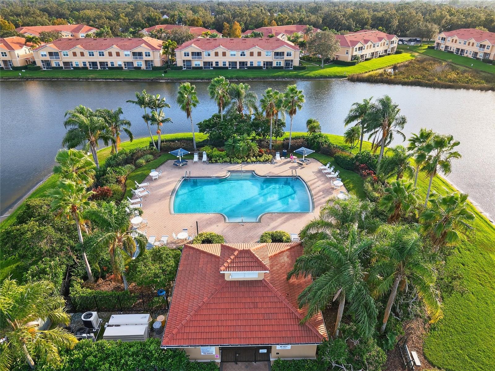 Image 26 of 27 For 3685 Parkridge Circle 8-203