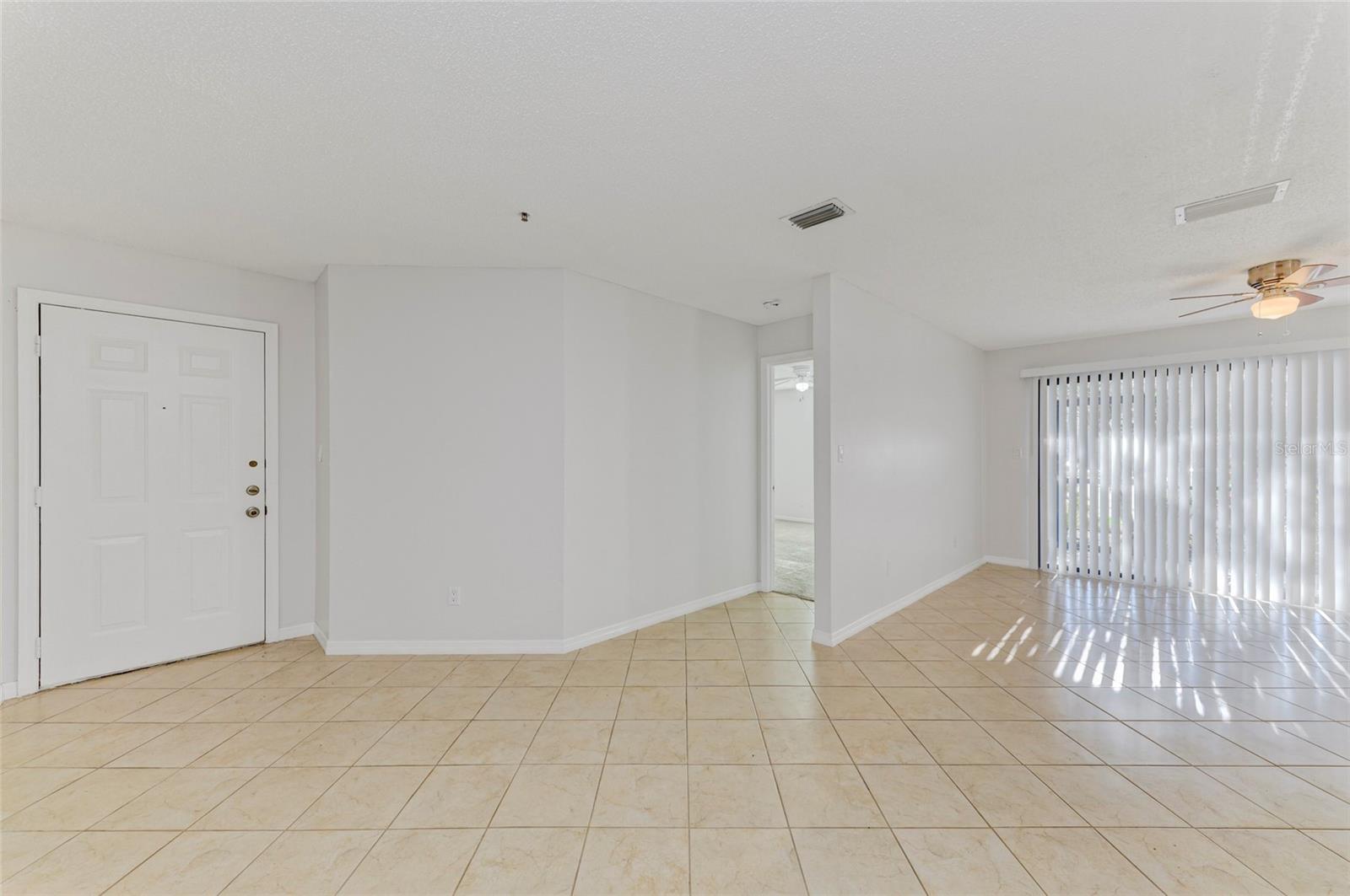 Image 11 of 49 For 4045 Crockers Lake Boulevard 2215