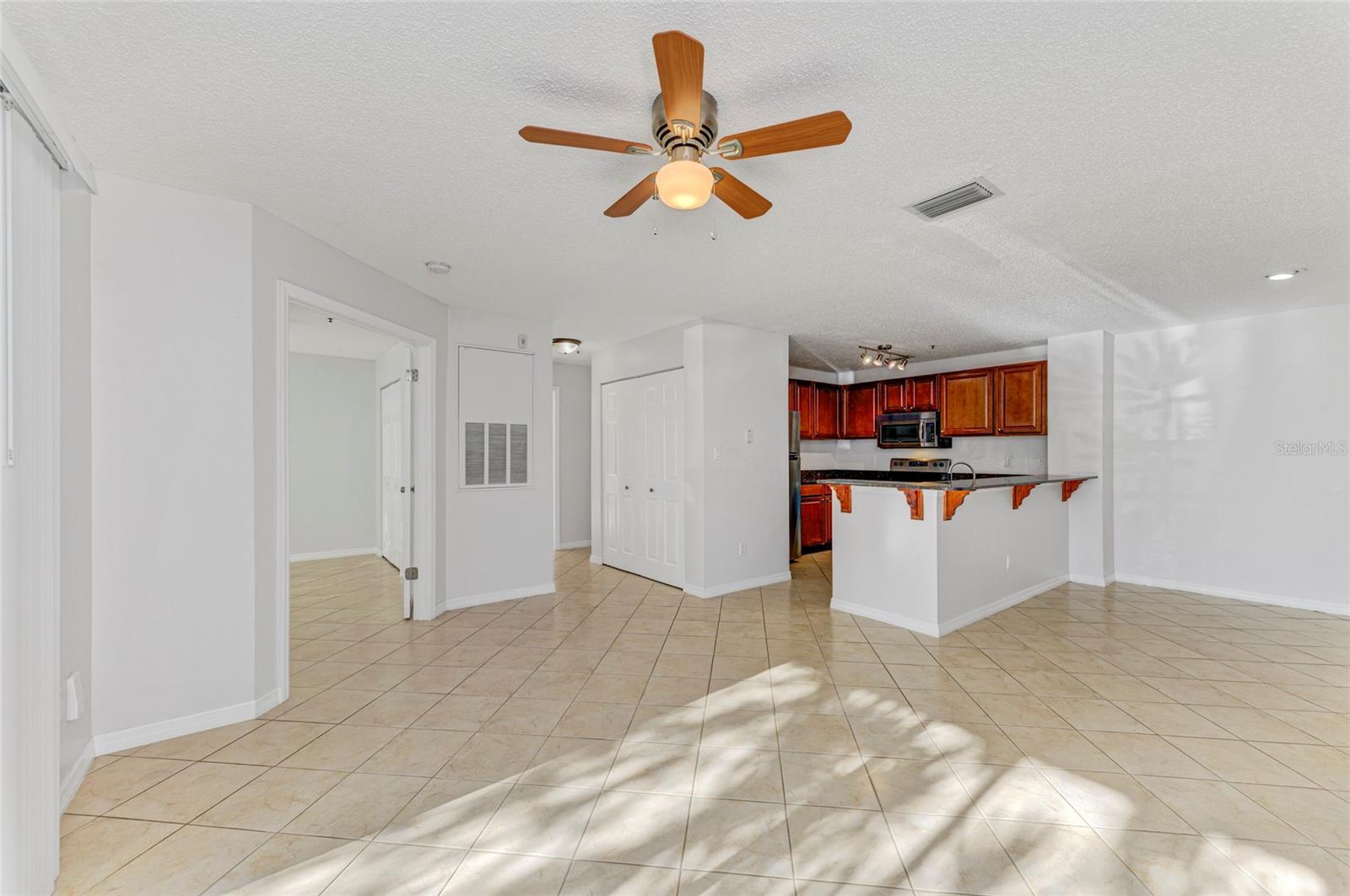 Image 33 of 49 For 4045 Crockers Lake Boulevard 2215