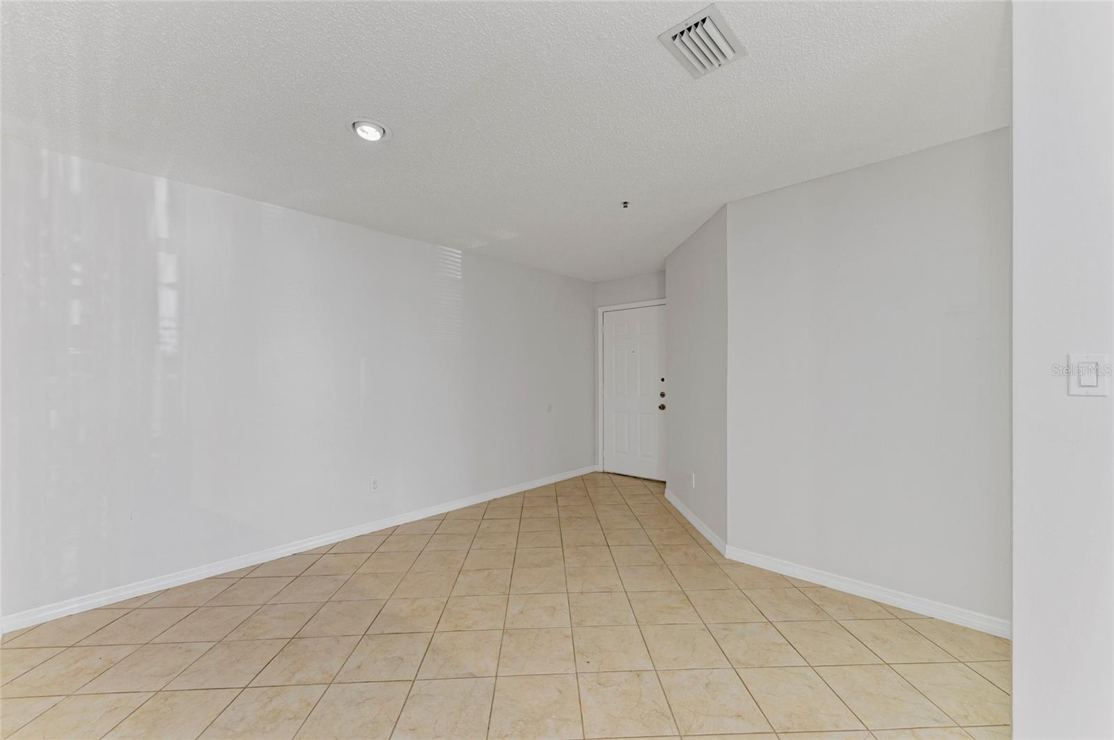 Image 35 of 49 For 4045 Crockers Lake Boulevard 2215