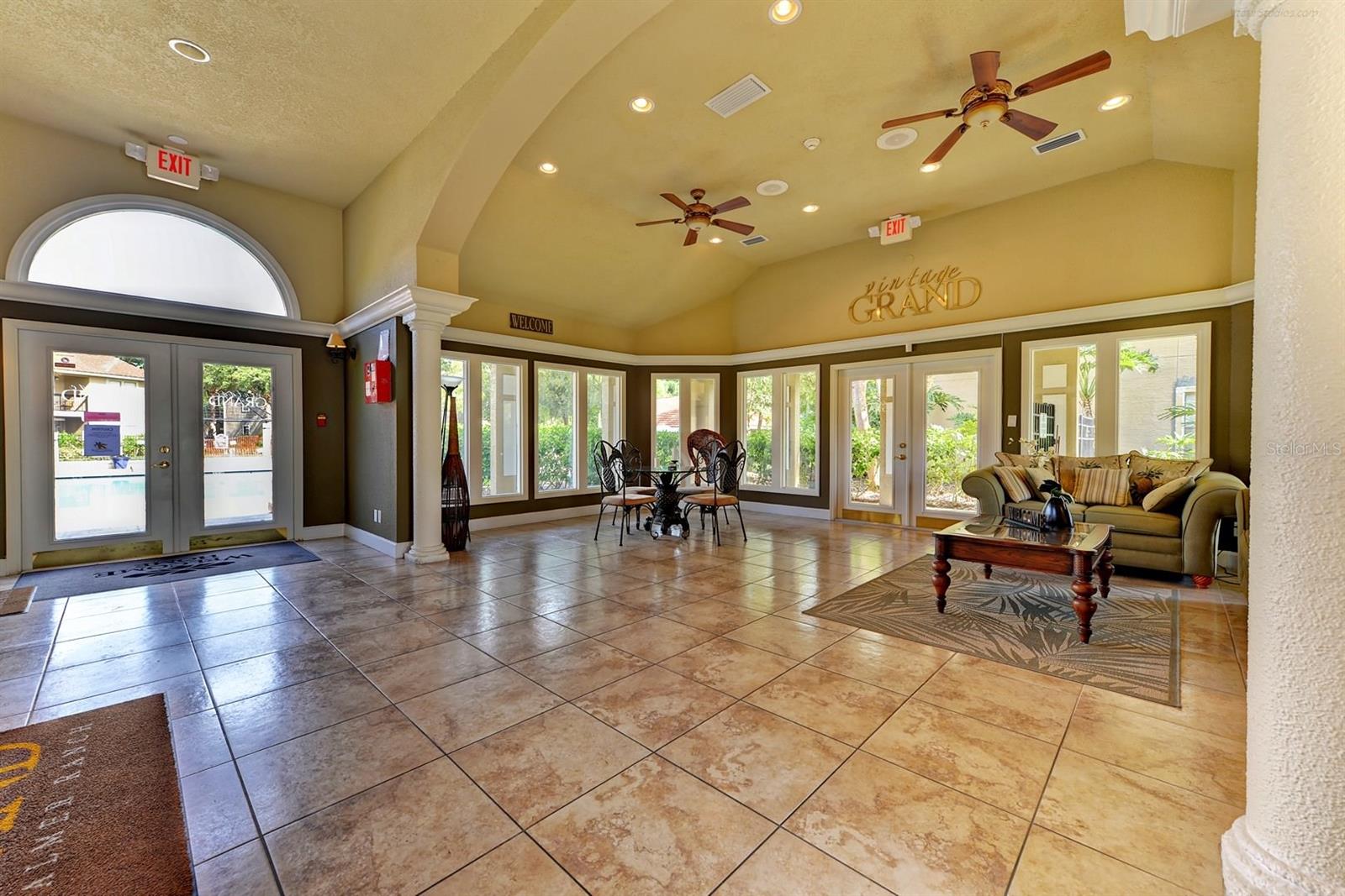 Image 41 of 49 For 4045 Crockers Lake Boulevard 2215