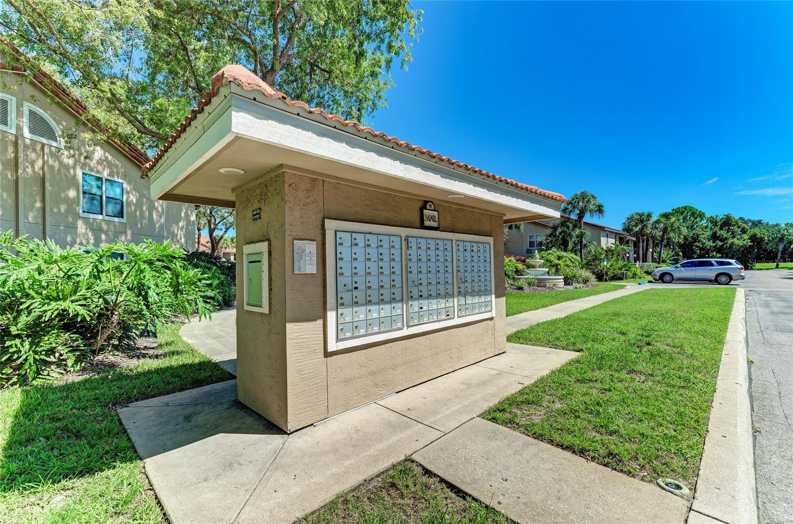 Image 45 of 49 For 4045 Crockers Lake Boulevard 2215