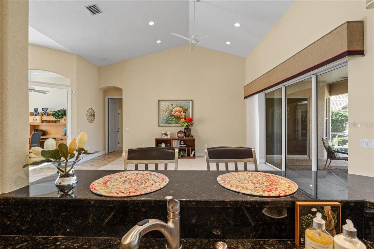 Image 18 of 92 For 11443 Savannah Lakes Drive