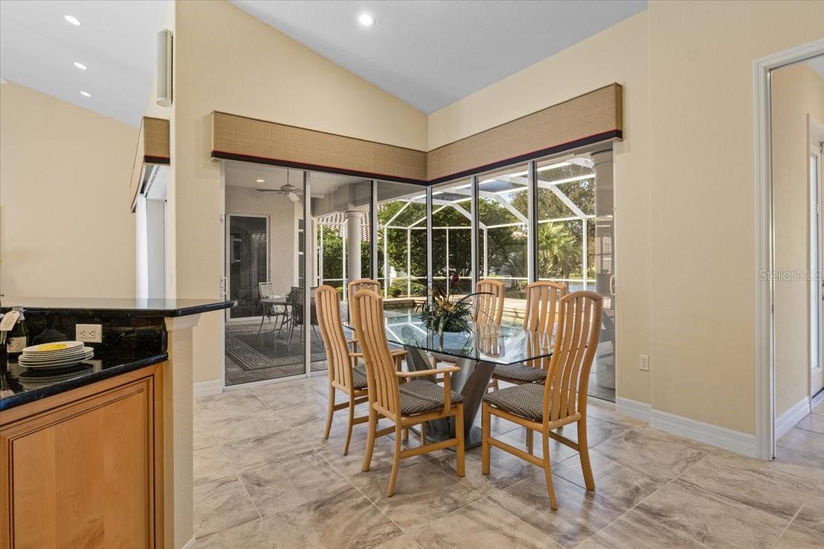 Image 21 of 92 For 11443 Savannah Lakes Drive