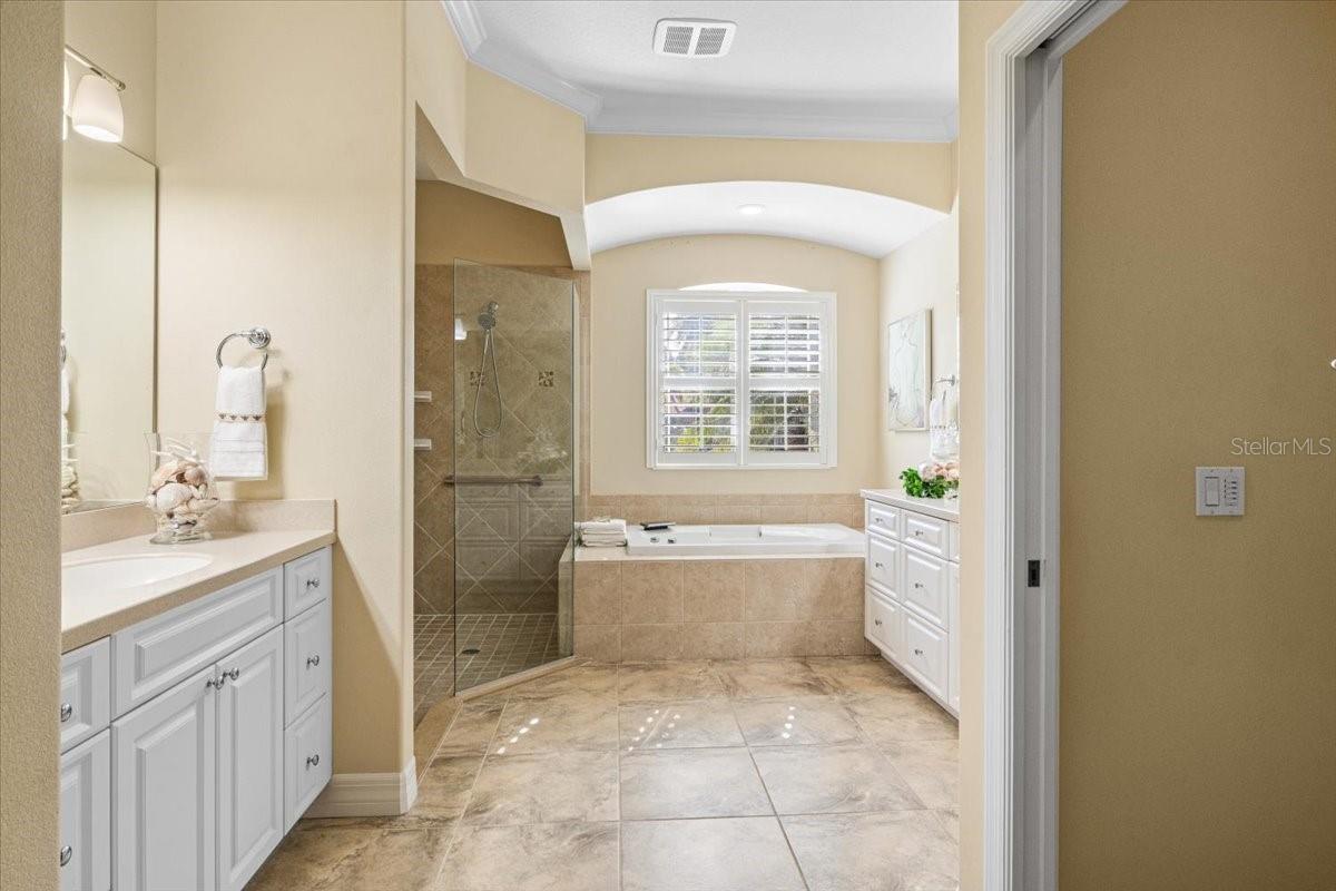 Image 29 of 92 For 11443 Savannah Lakes Drive