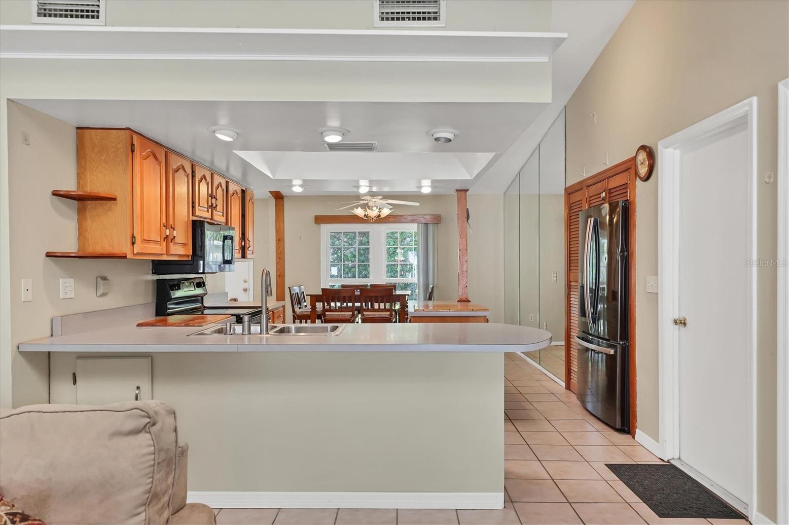 Image 23 of 76 For 2105 39th Street W