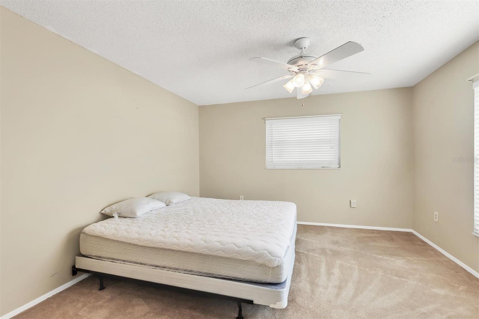 Image 30 of 76 For 2105 39th Street W