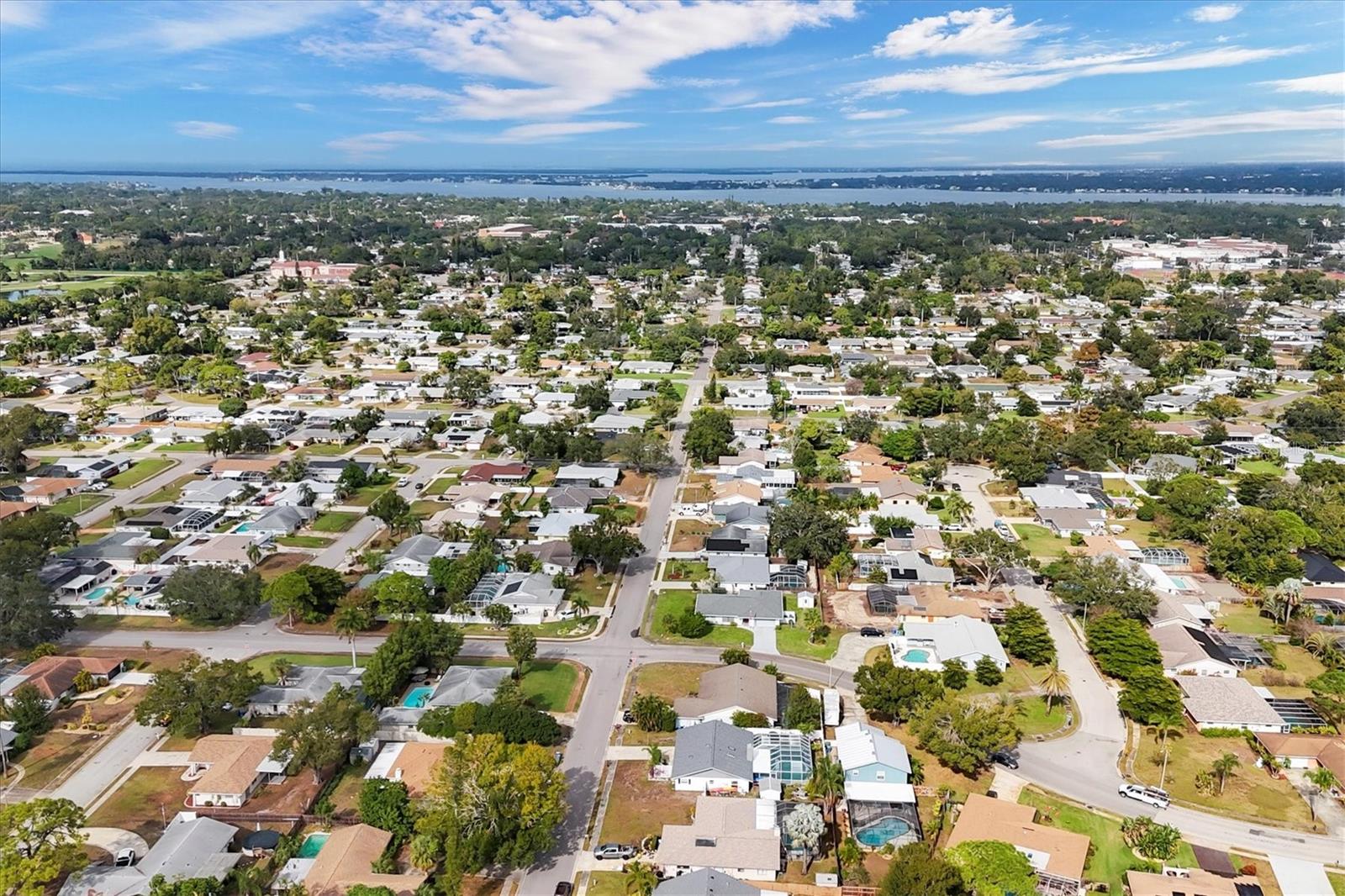 Image 4 of 76 For 2105 39th Street W