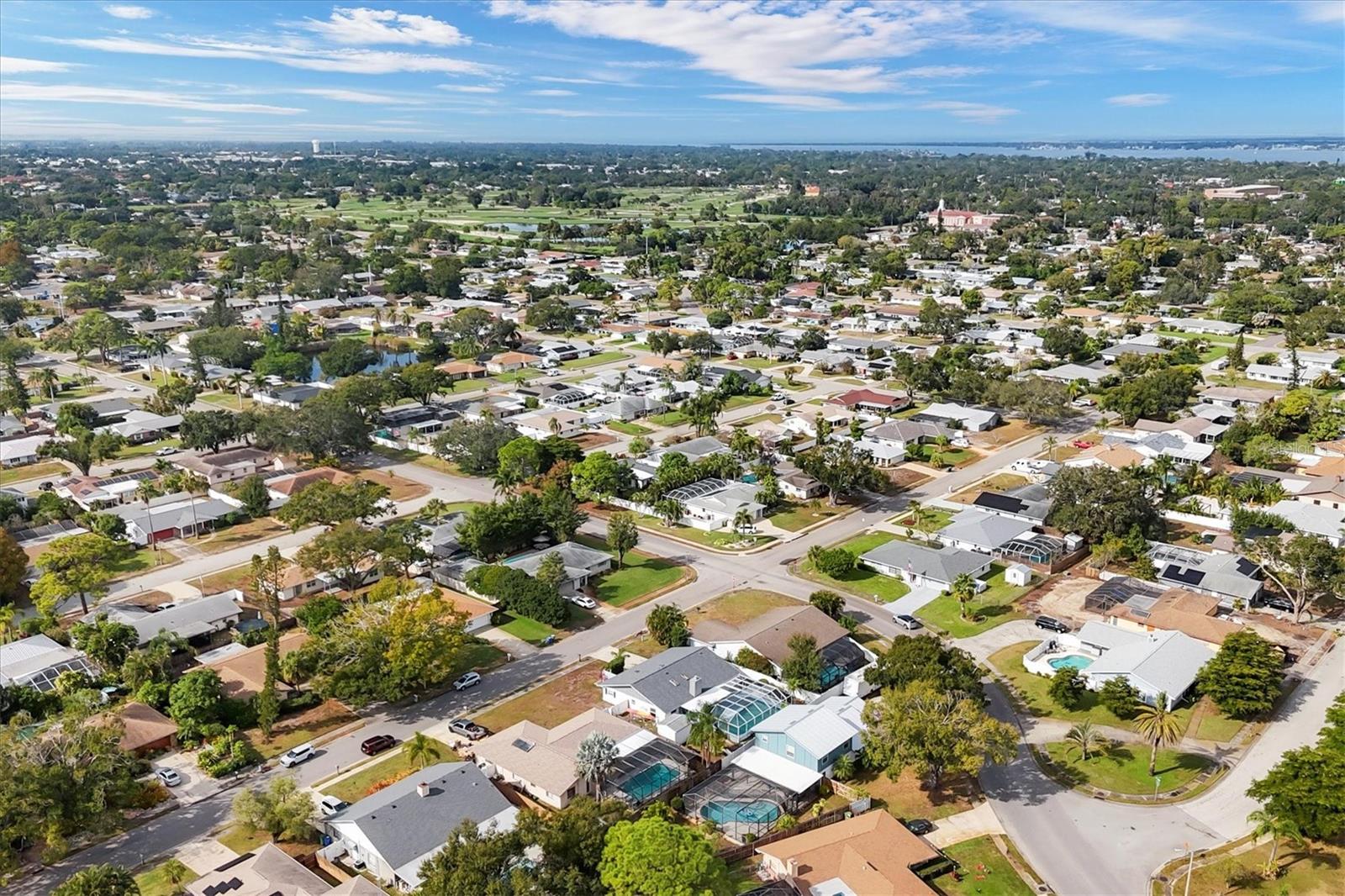 Image 44 of 76 For 2105 39th Street W