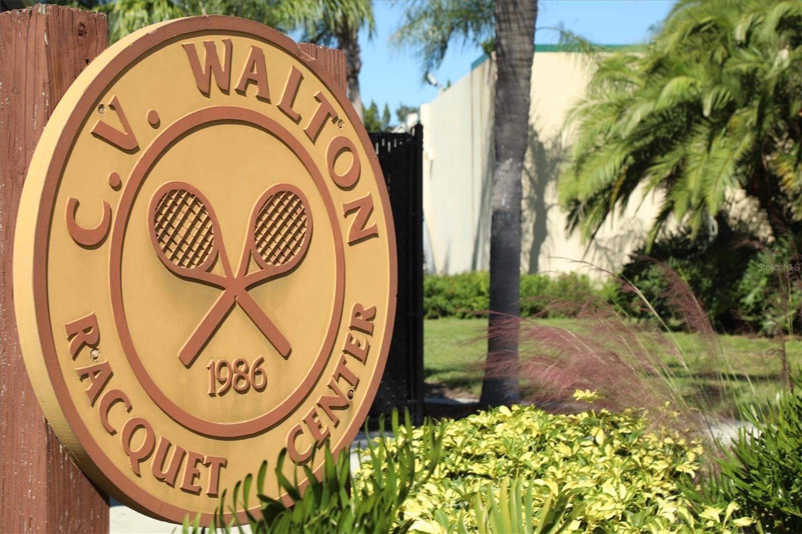 Image 48 of 76 For 2105 39th Street W