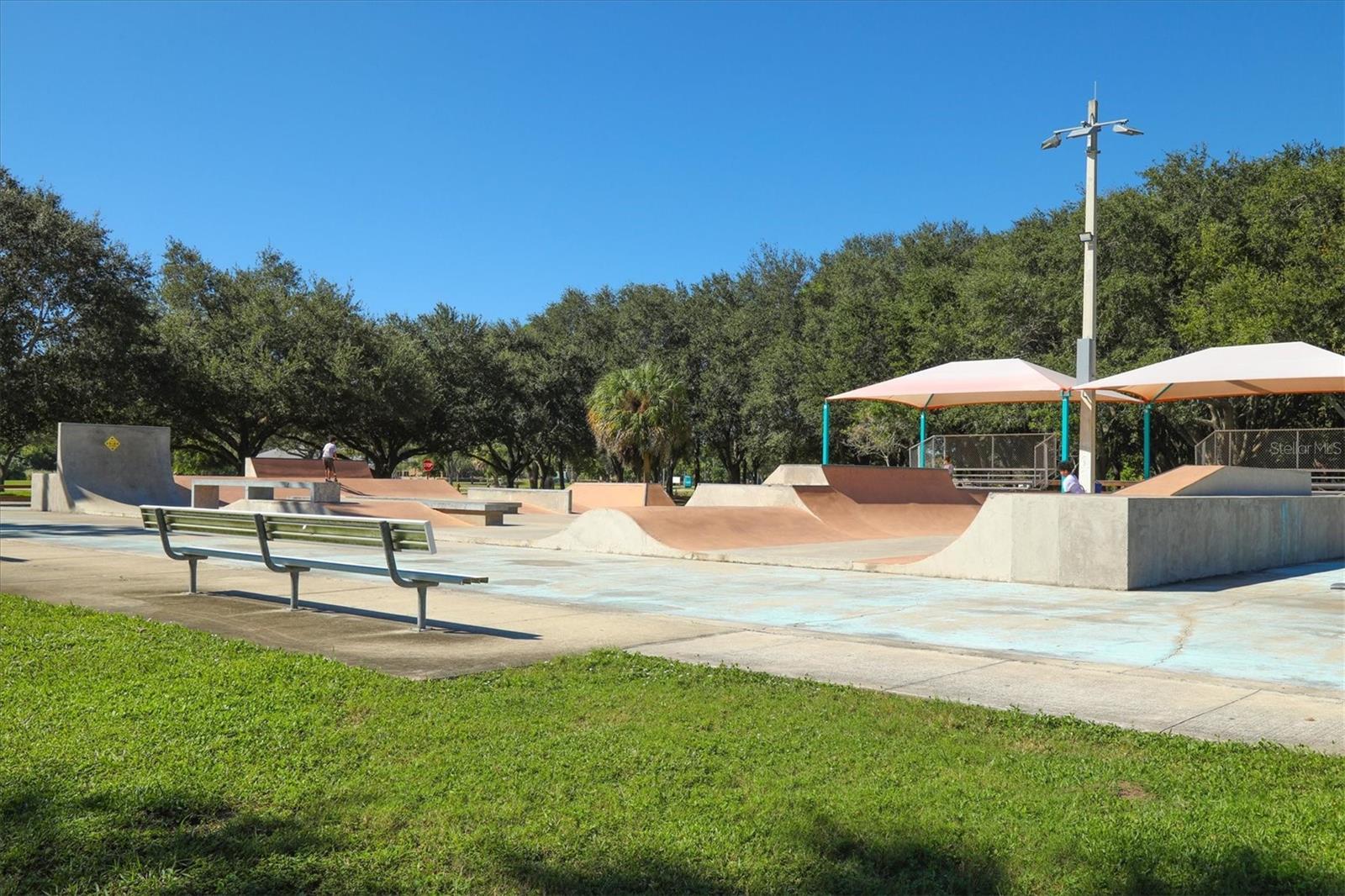 Image 54 of 76 For 2105 39th Street W