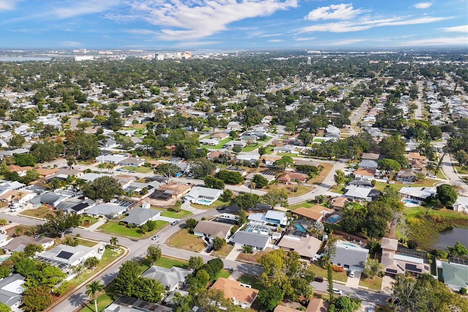 Image 6 of 76 For 2105 39th Street W