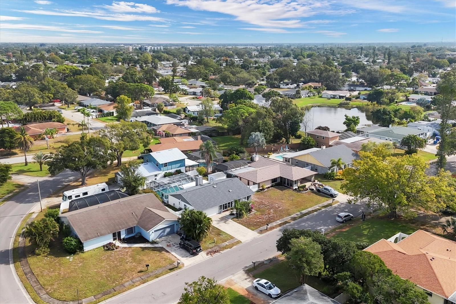 Image 9 of 76 For 2105 39th Street W