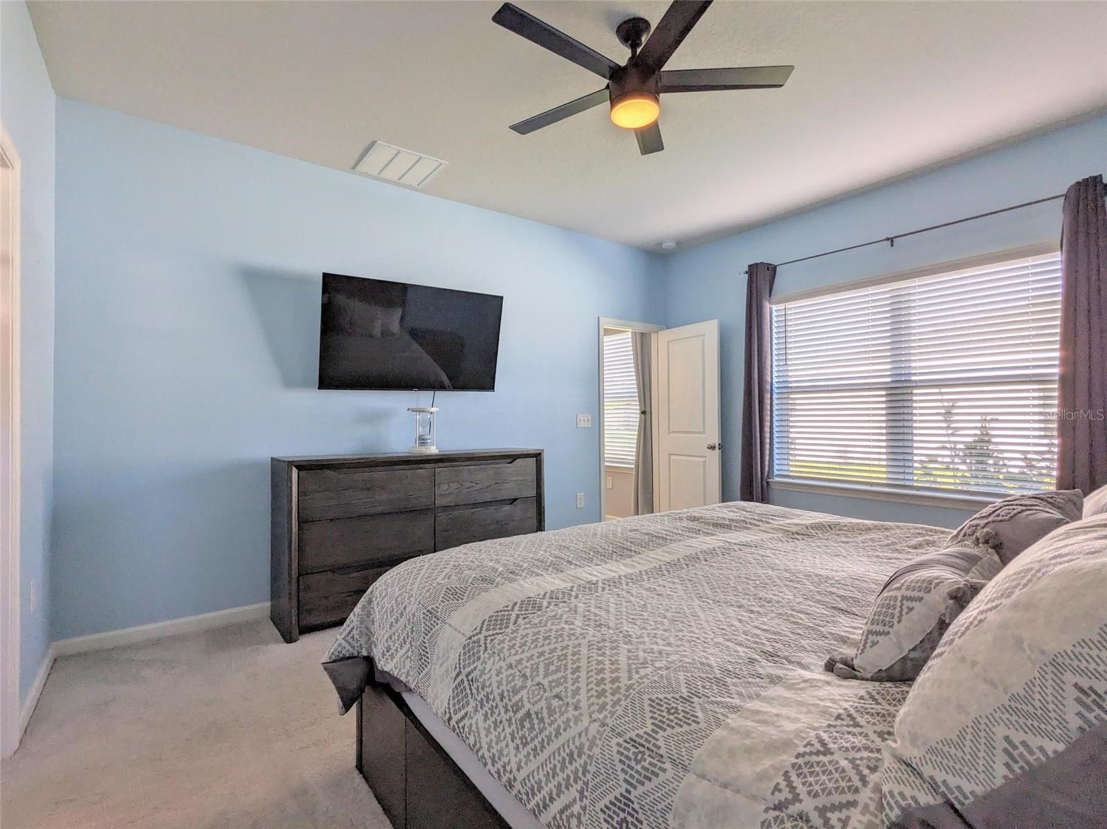 Image 10 of 33 For 6205 114th Avenue E