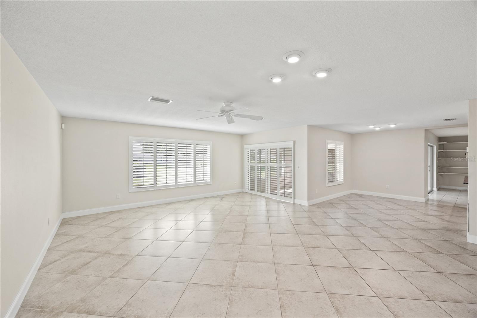 Image 4 of 25 For 6509 10th Avenue W