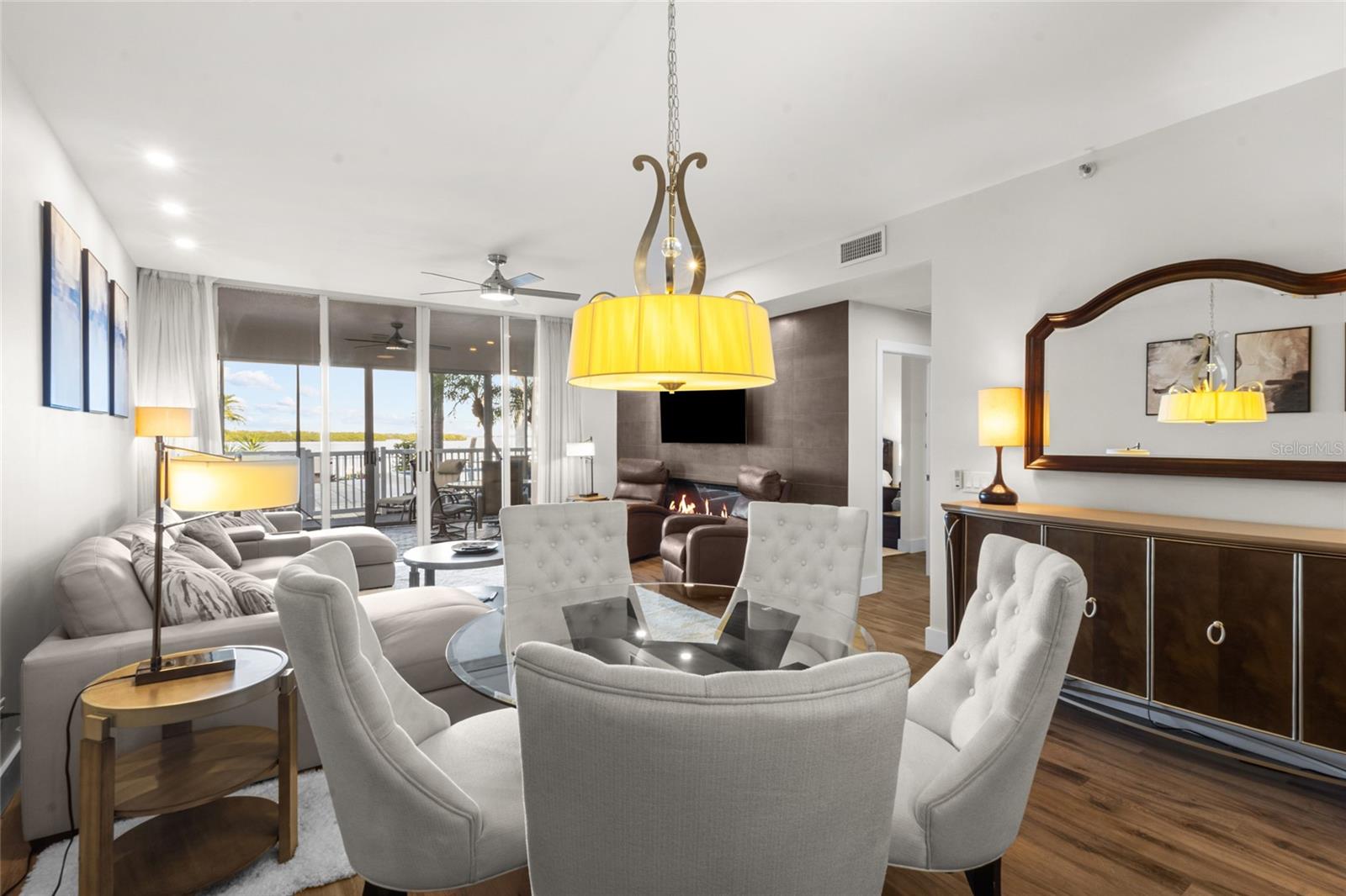 Image 10 of 42 For 615 Dream Island Place 105