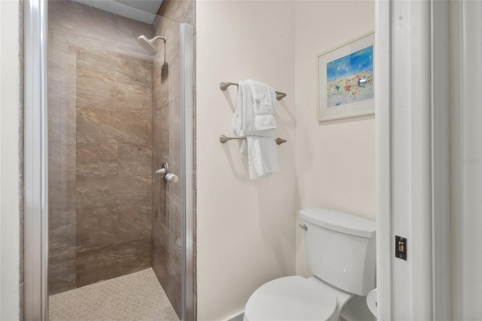 Image 21 of 42 For 615 Dream Island Place 105