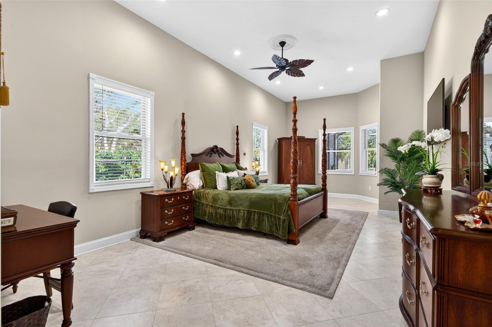 Image 15 of 49 For 6677 Mandarin Road