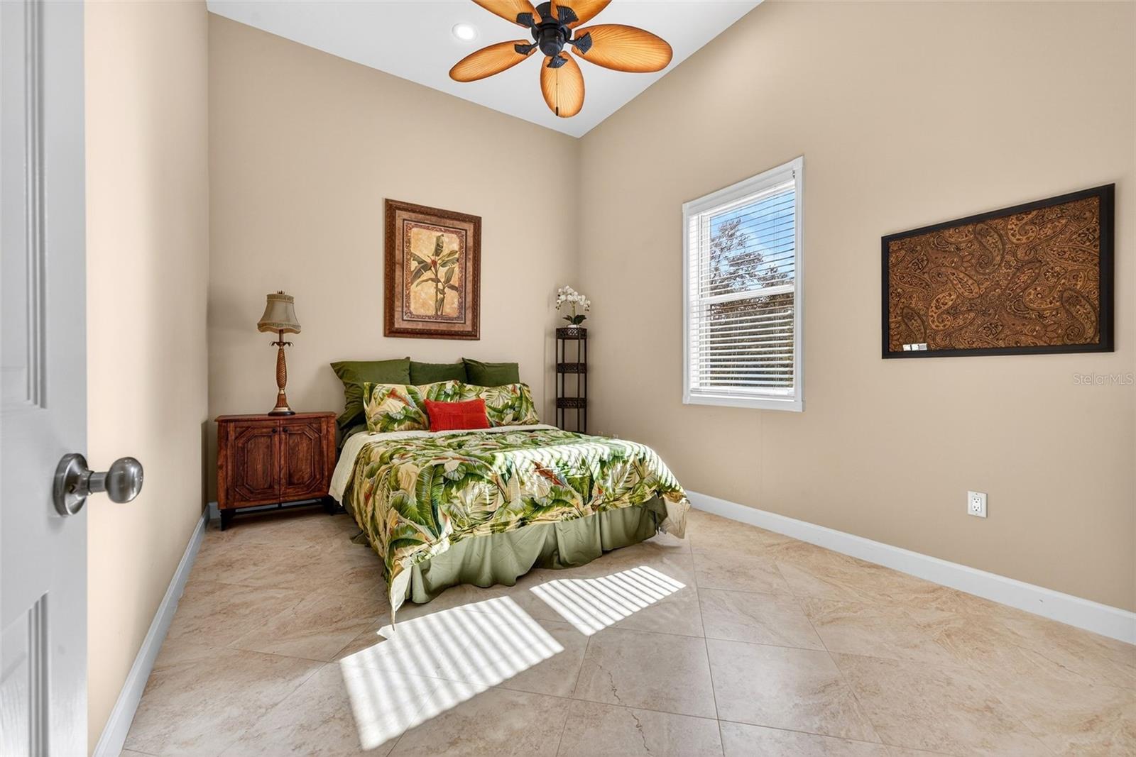 Image 22 of 49 For 6677 Mandarin Road