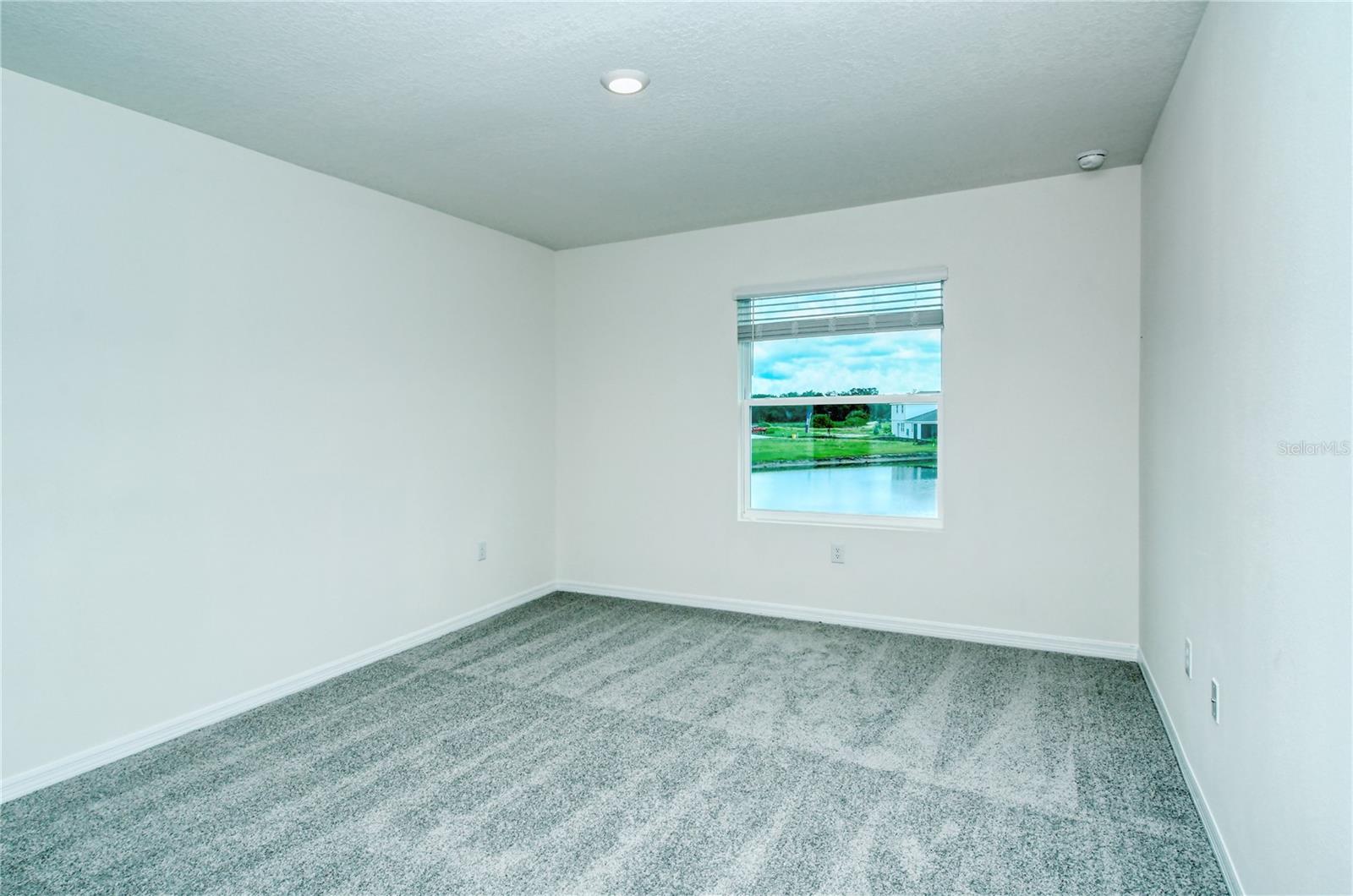 Image 18 of 44 For 11419 Planetree Place