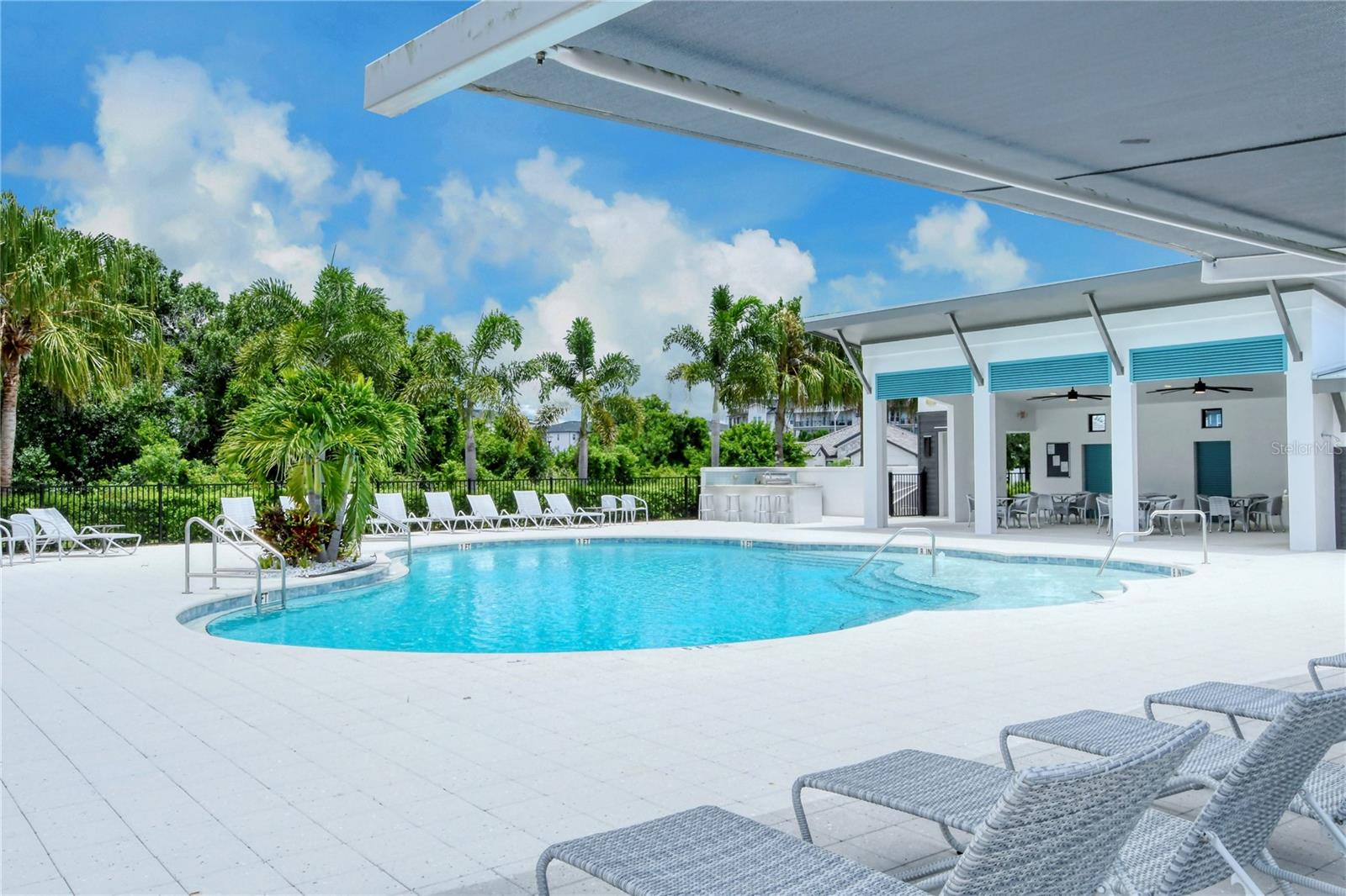 Image 38 of 44 For 11419 Planetree Place