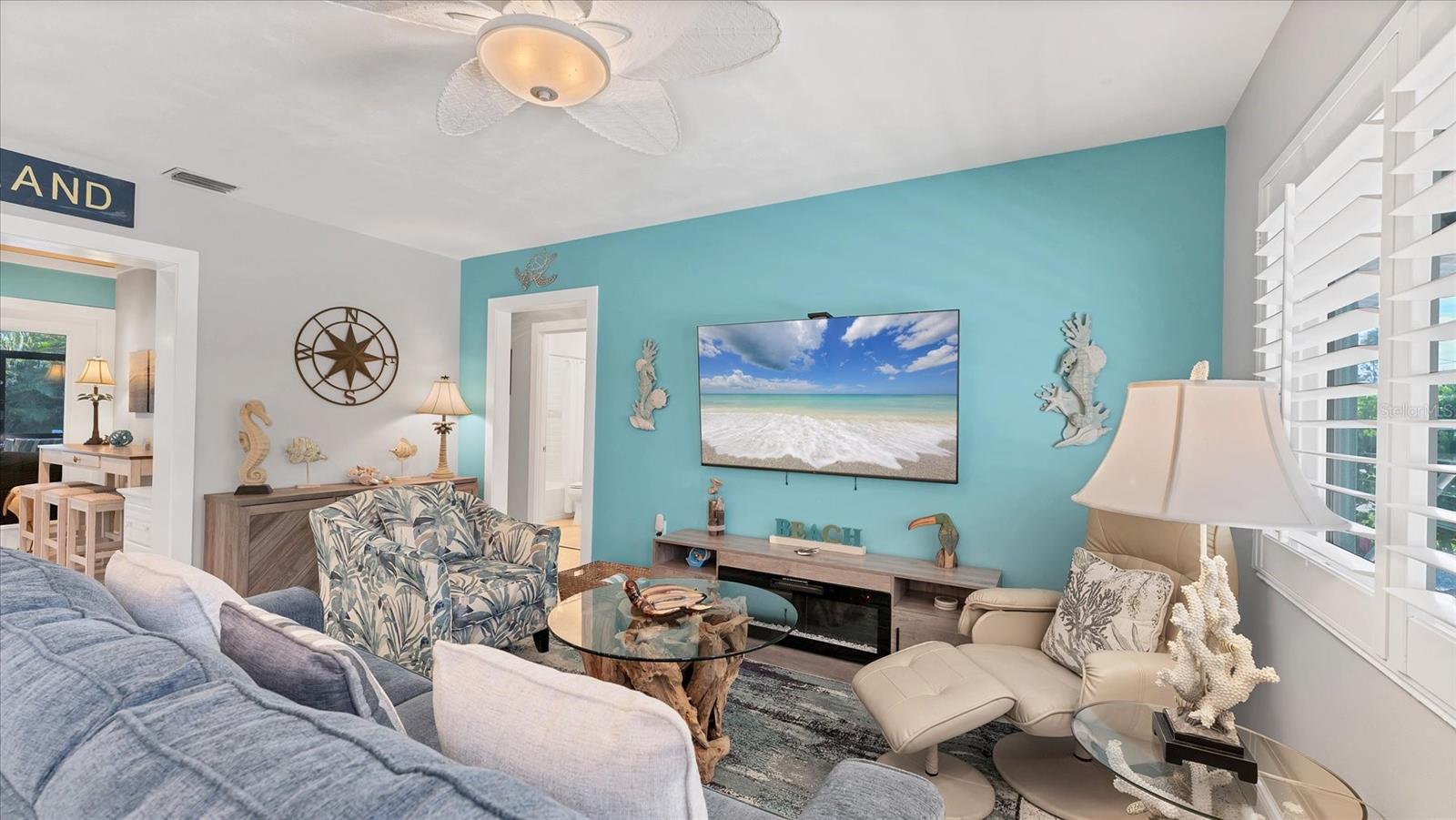 Image 12 of 74 For 154 Crescent Drive