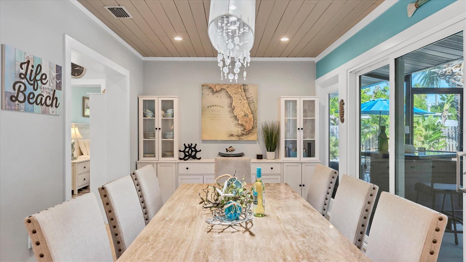 Image 21 of 74 For 154 Crescent Drive