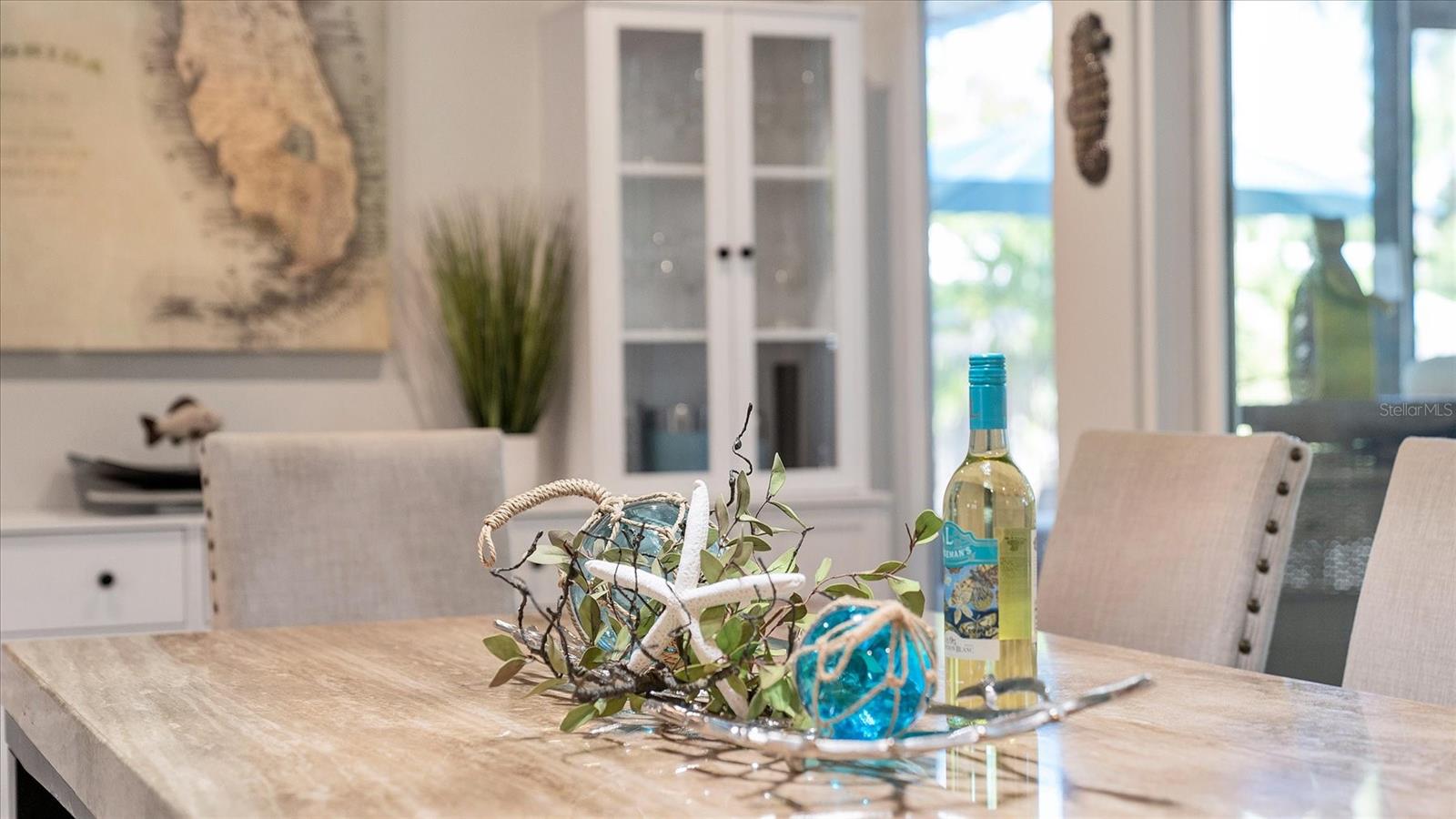 Image 25 of 74 For 154 Crescent Drive