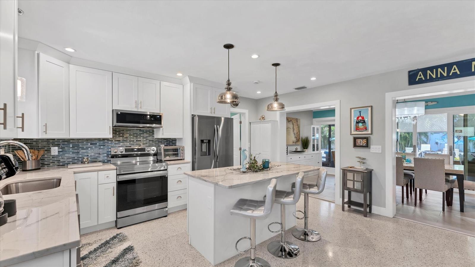 Image 31 of 74 For 154 Crescent Drive