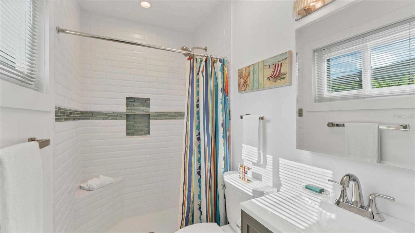 Image 42 of 74 For 154 Crescent Drive