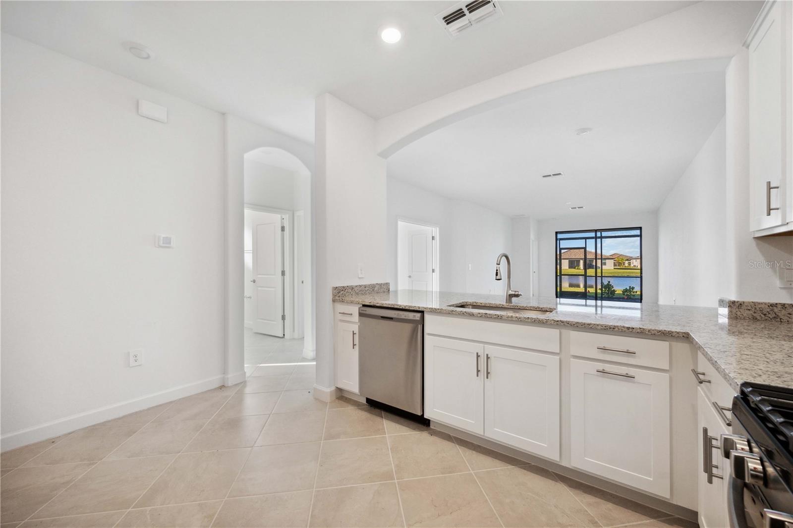 Image 13 of 44 For 5532 Sapphire Stone Cove