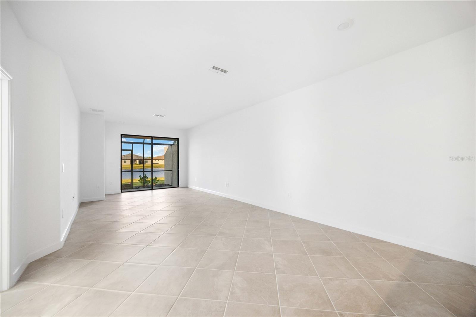 Image 15 of 44 For 5532 Sapphire Stone Cove