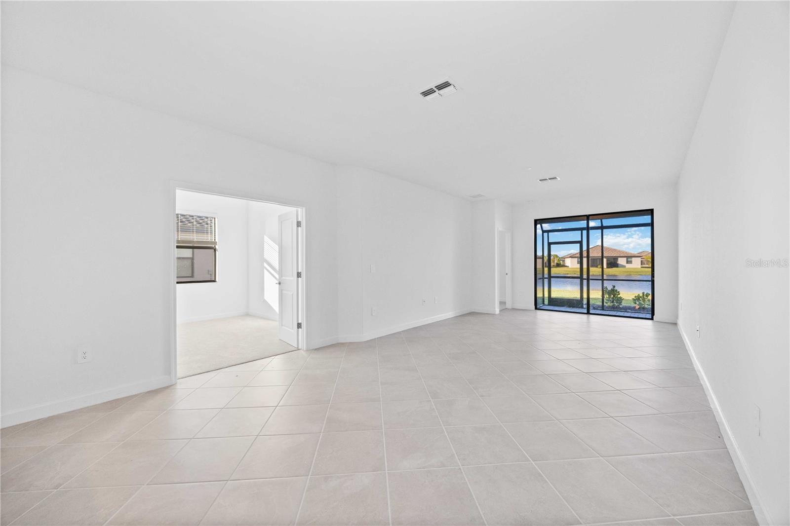 Image 16 of 44 For 5532 Sapphire Stone Cove