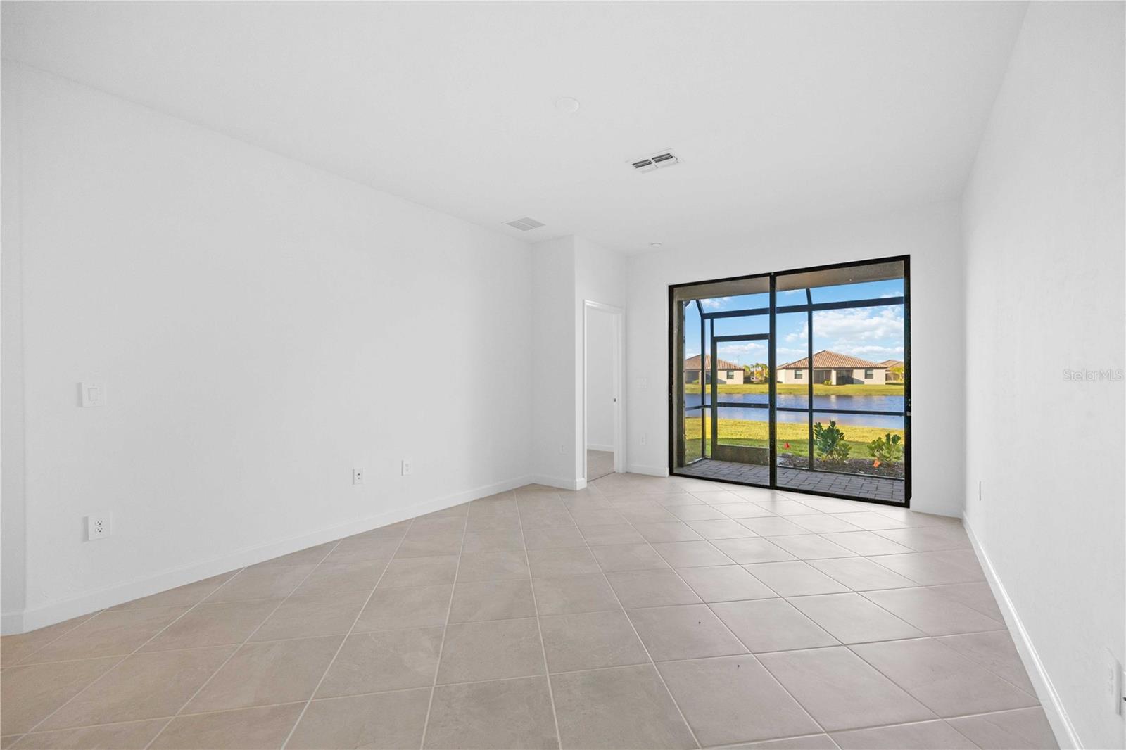 Image 17 of 44 For 5532 Sapphire Stone Cove