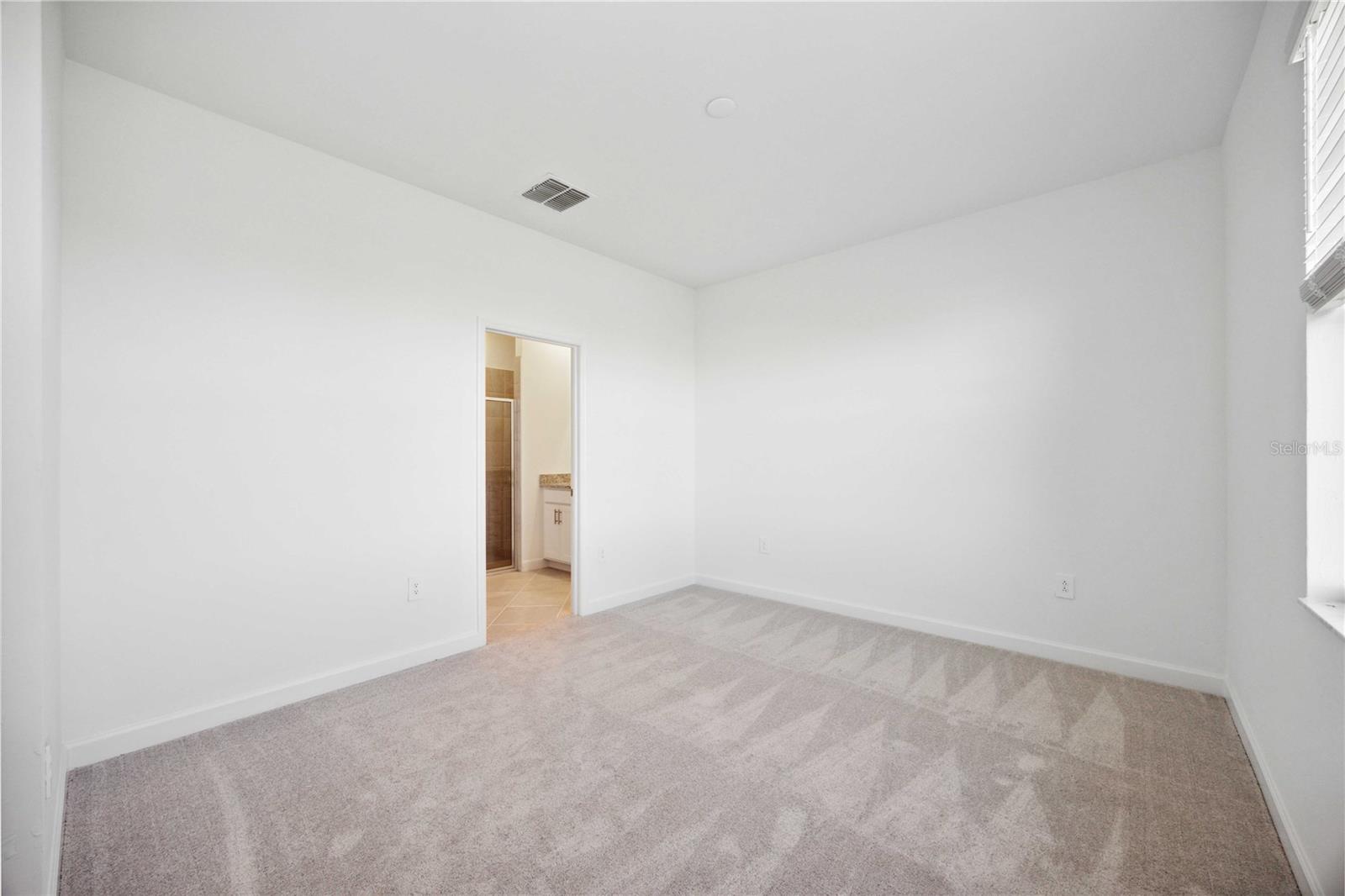 Image 24 of 44 For 5532 Sapphire Stone Cove