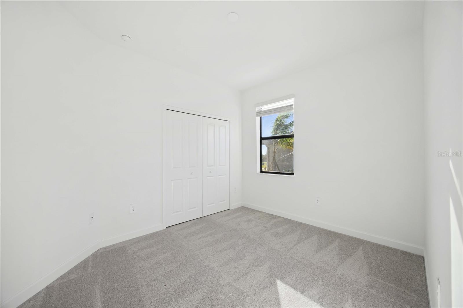 Image 32 of 44 For 5532 Sapphire Stone Cove