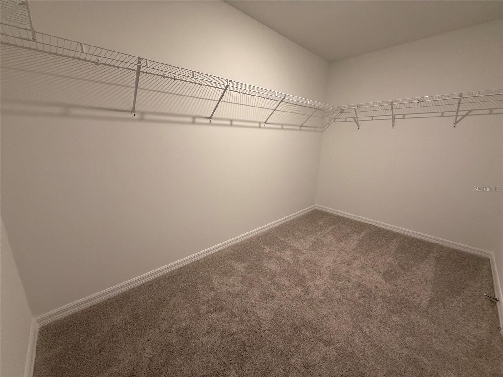 Image 13 of 41 For 12426 Radiant Crystal Rose Place