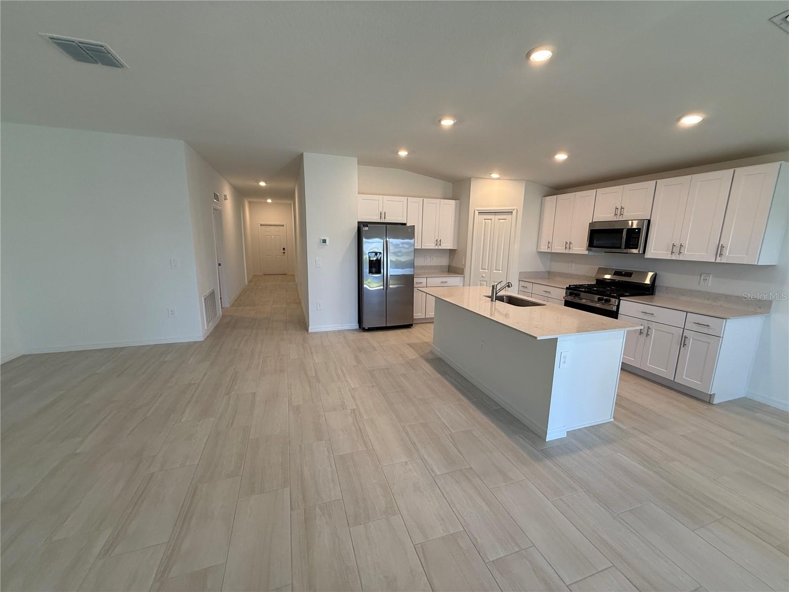 Image 16 of 41 For 12426 Radiant Crystal Rose Place