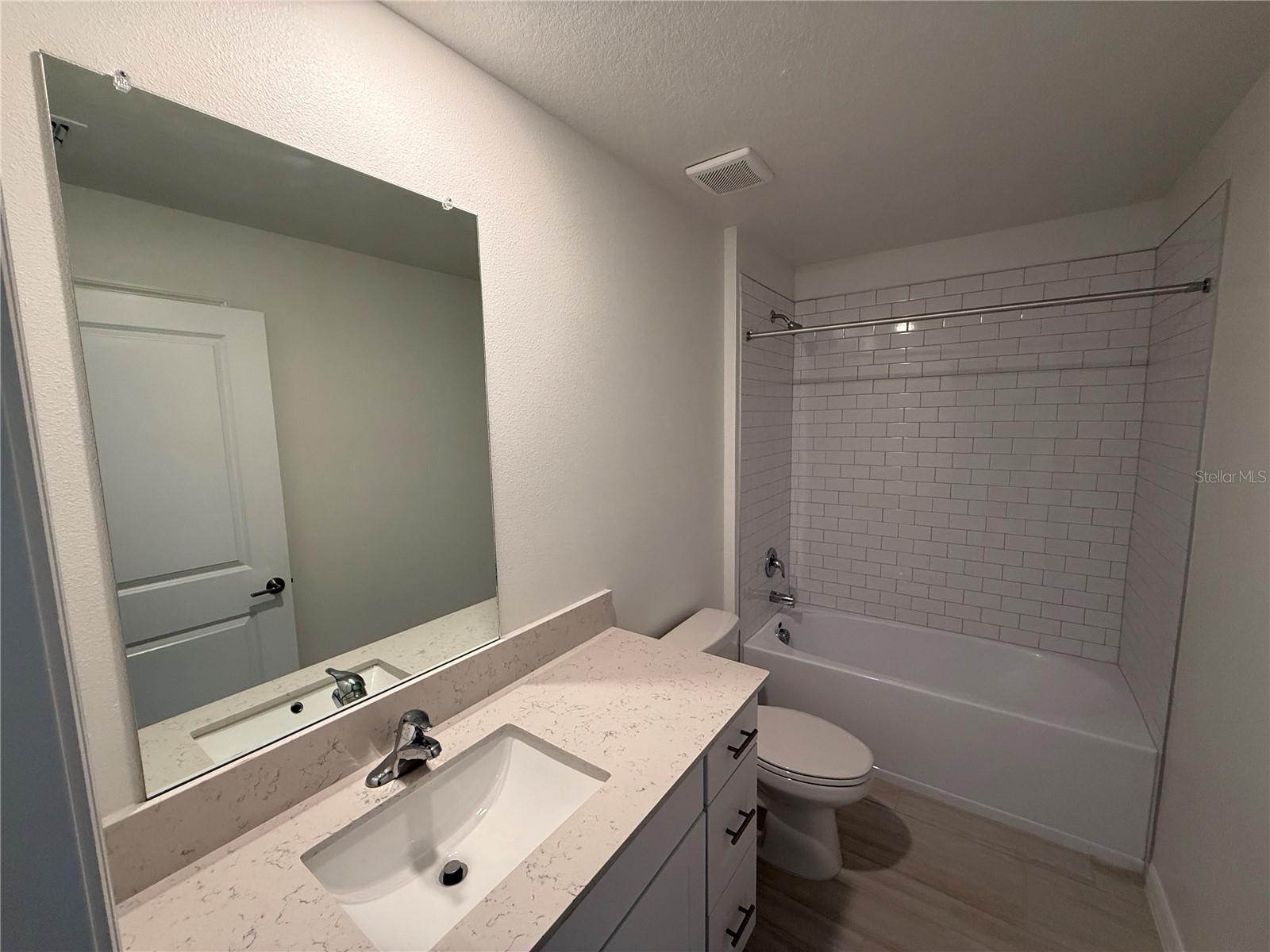 Image 18 of 41 For 12426 Radiant Crystal Rose Place