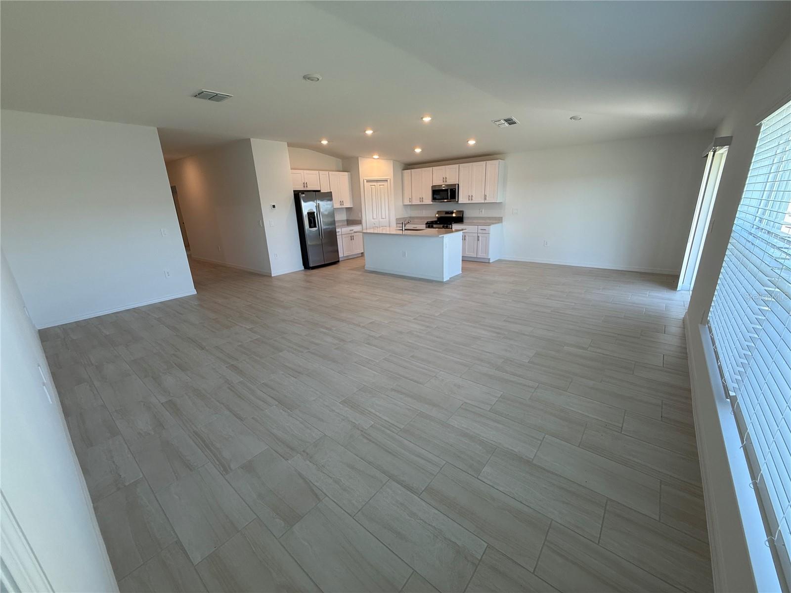 Image 8 of 41 For 12426 Radiant Crystal Rose Place